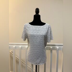 Ann Taylor Navy and White Geometric Print Top